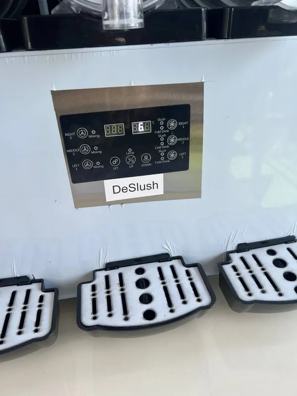 Смузи аппарат Slush machine 6 Смузи аппарат Slush machine 6