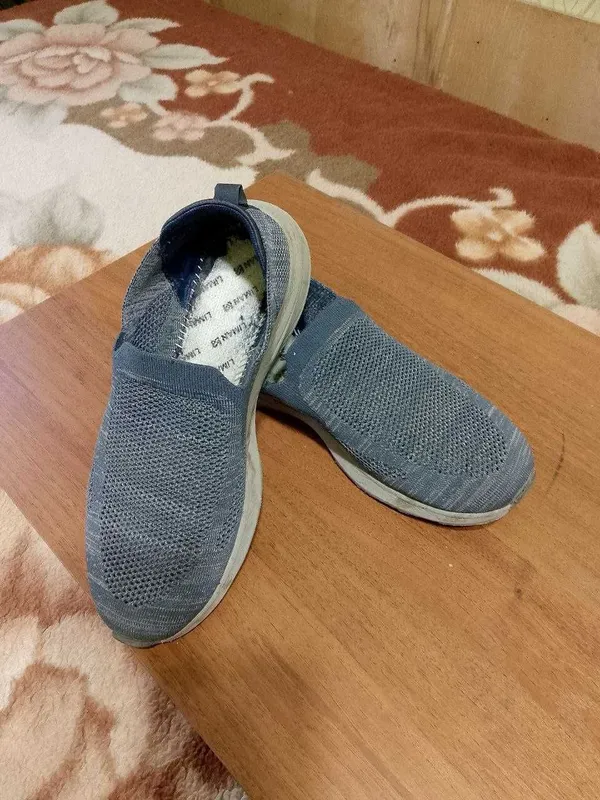 Продам мужские скечерсы 44 р