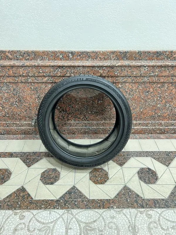 Donali michelin balon sotiladi 275/35/20