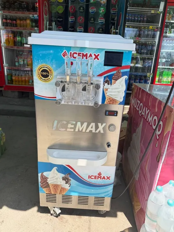 Мороженое аппарат фрезер 380 volt 1 Мороженое аппарат фрезер 380 volt 1