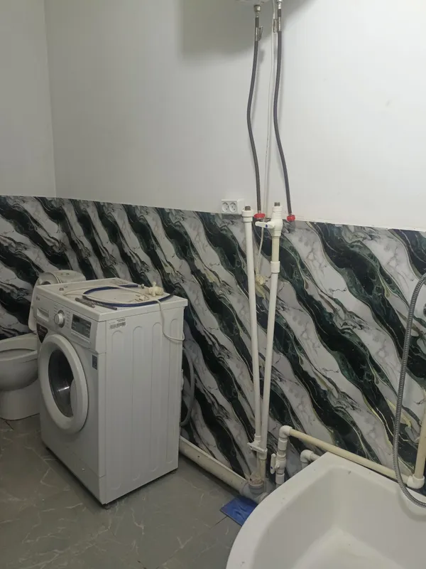 1 xonalik kvartira oshxona xonim tualet aloxda 2