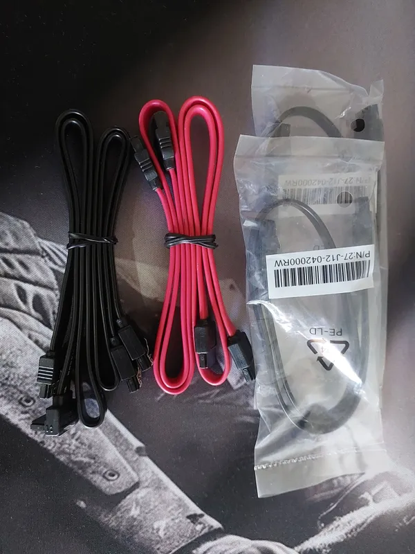 SATA-3 6gb/s кабель. 2