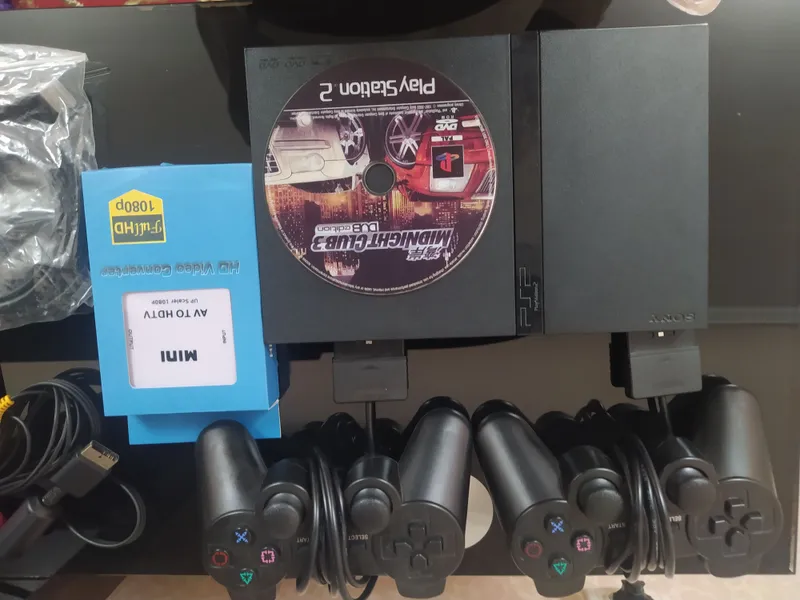 qora PlayStation 2 holati zor HD kabeligacha bor. 3