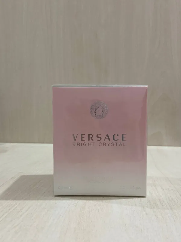 Versace Bright Crystal atiri