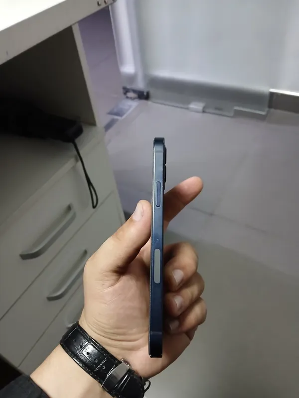 Iphone 12 4