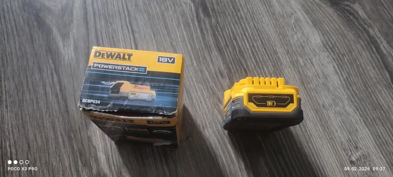 Аккумулятор Dewalt powerstack — фото 1