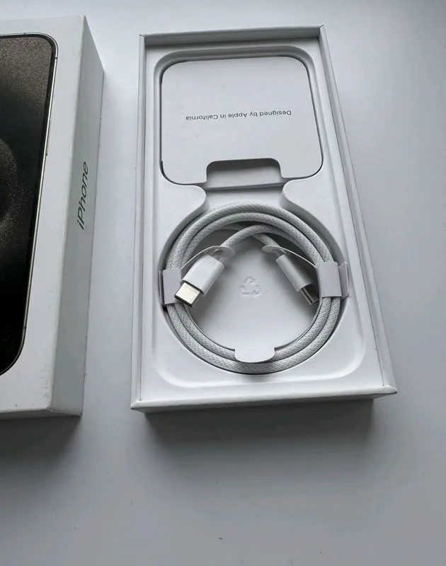 кабель USB-C от айфон iPhone 15Pro 16 кабель USB-C от айфон iPhone 15Pro 16