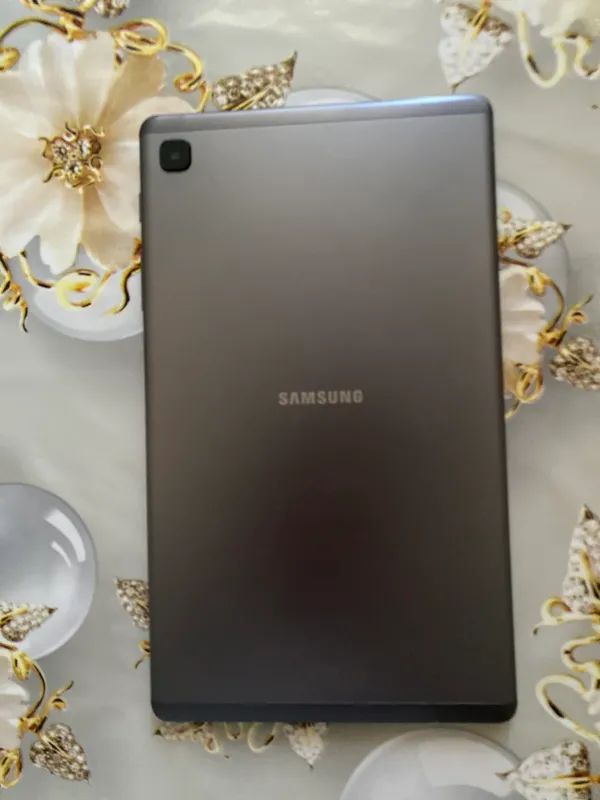 Samsung Glaxs Tab A7 Leti