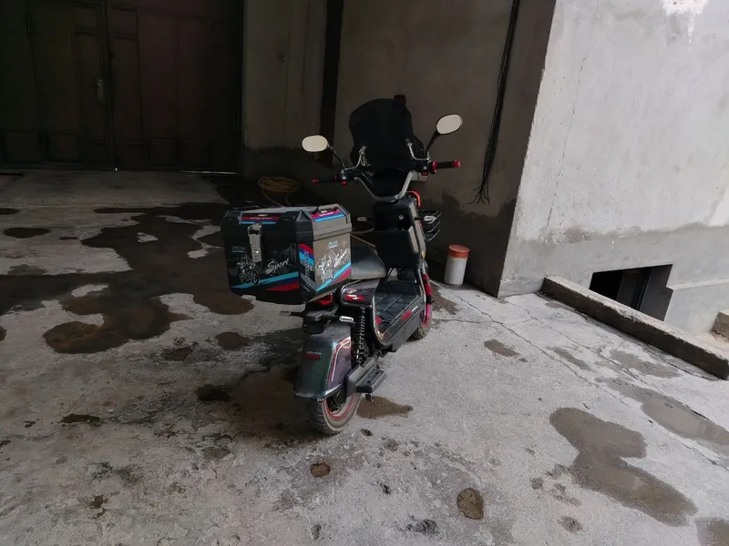 Elektro sukuter sotiladi Elektro sukuter sotiladi
