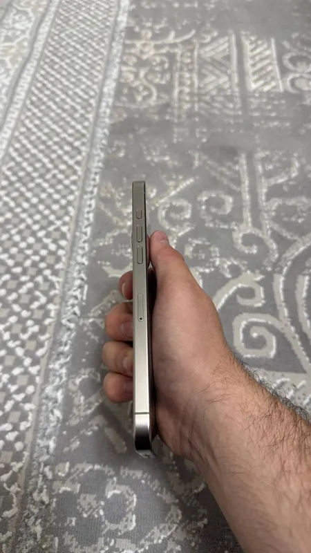 Iohone 15 pro max 5
