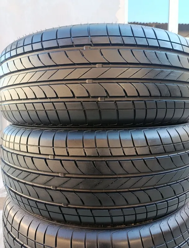Balon sotiladi 215/60 R16 Ideal xolatda — фото 2