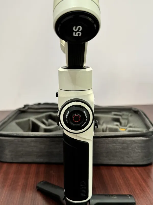 Стабилизатор Zhiyun Smooth 5S Combo 4 Стабилизатор Zhiyun Smooth 5S Combo 4