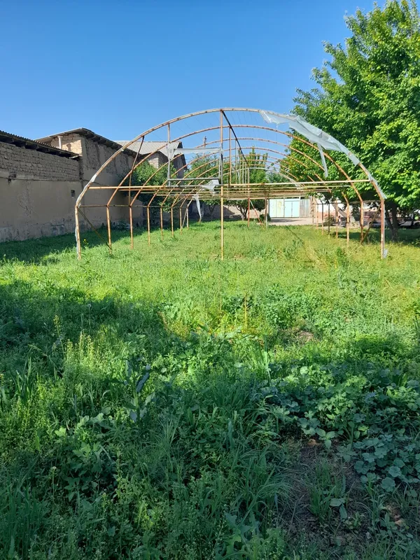 Arzonga yer uchaskasi Nurafshon da 4 sotx