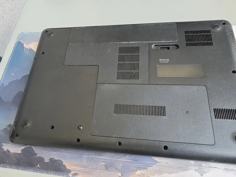 Ноутбук HP 635, AMD E-300 3 Ноутбук HP 635, AMD E-300 3