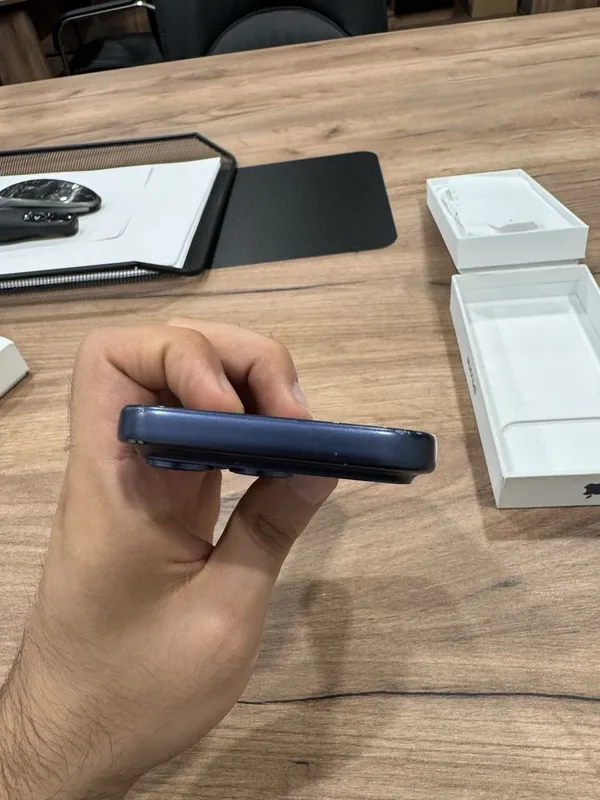 Iphone 17pro 256GB 5 Iphone 17pro 256GB 5