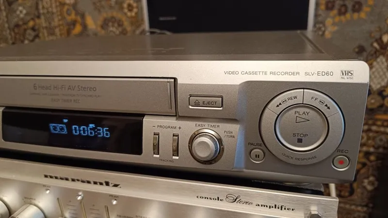 Стерео видео магнитофон Sony slv-ED60 4