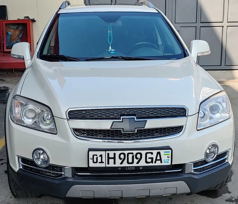 Продаю шевроле каптива