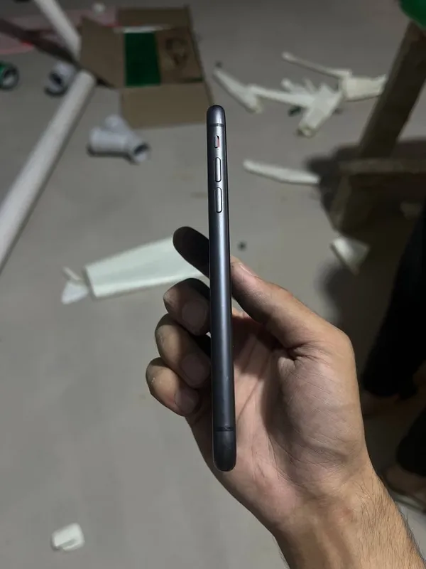 Iphone 11 qora yomkist 73% — фото 1