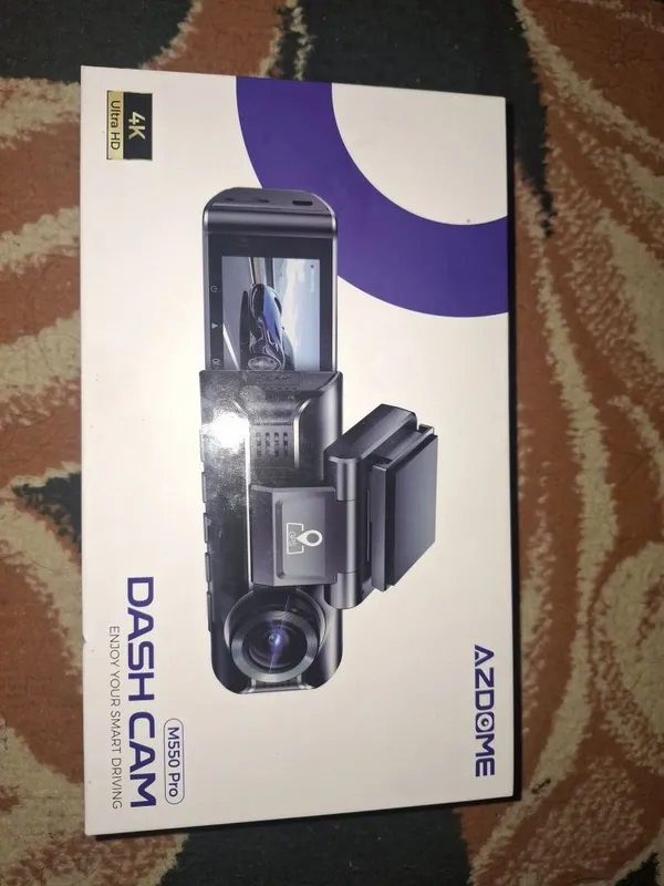 Azdome 550 pro видеорегистратор 1 Azdome 550 pro видеорегистратор 1