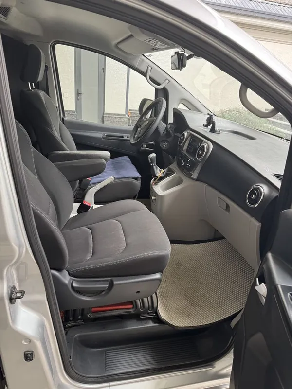 Jac M 3 miniven минивен 4 Jac M 3 miniven минивен 4