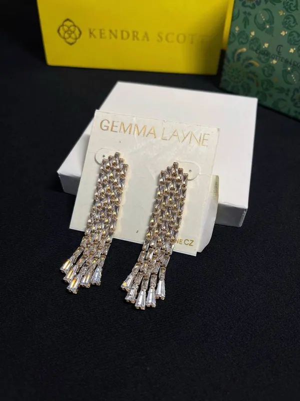Сережки - подвески «Gemma Layne» NY (New York) Сережки - подвески «Gemma Layne» NY (New York)