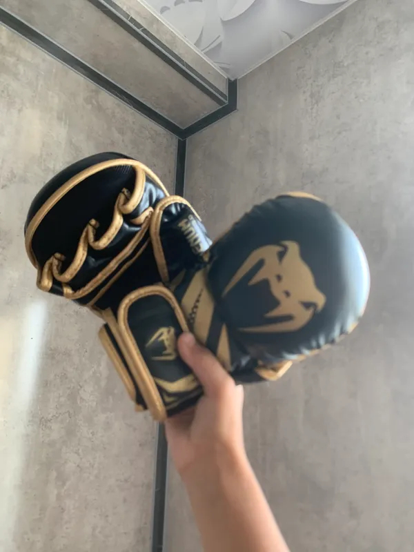 MMA qol qoplari s razmerida yangi taqilmagan