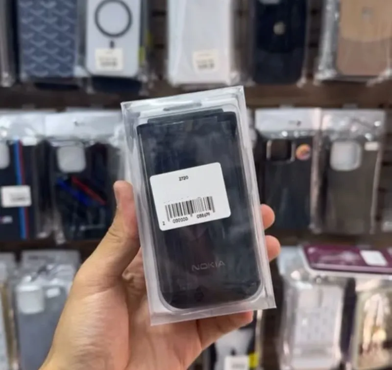 Nokia 2720 telefon sotiladi knopkali Nokia 2720 telefon sotiladi knopkali