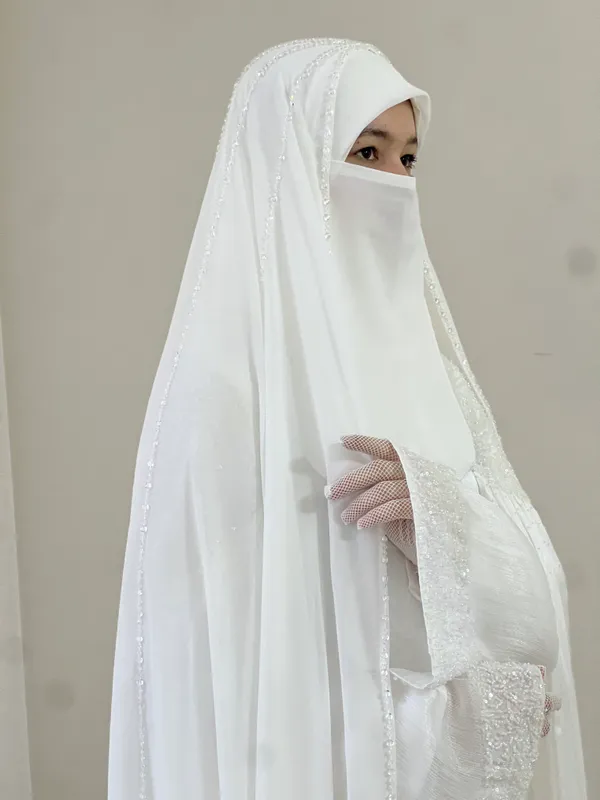 Muslima qizlar uchun oq ko’yne 7