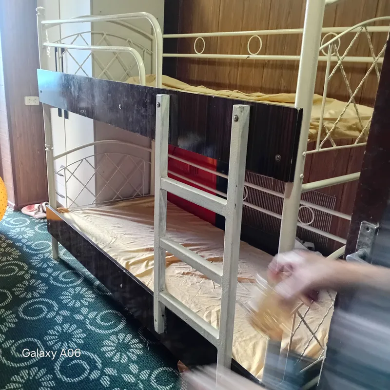 Дешевая кровать 2 Дешевая кровать 2
