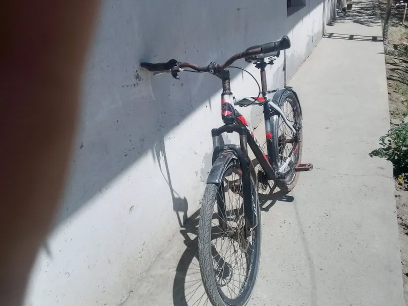 VELIK RASAYANKI AYBI BOR ORAQA OYOĞNI SOQ TOʻKILGN 4 VELIK RASAYANKI AYBI BOR ORAQA OYOĞNI SOQ TOʻKILGN 4