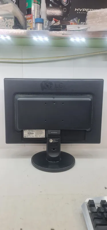 Ziffler 24 ips defekti bor 4 Ziffler 24 ips defekti bor 4