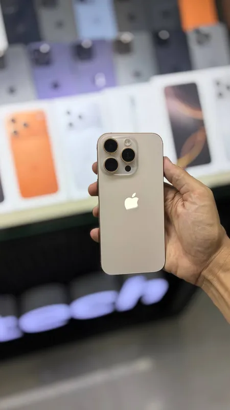 iPhone 16 Pro 128GB Desert