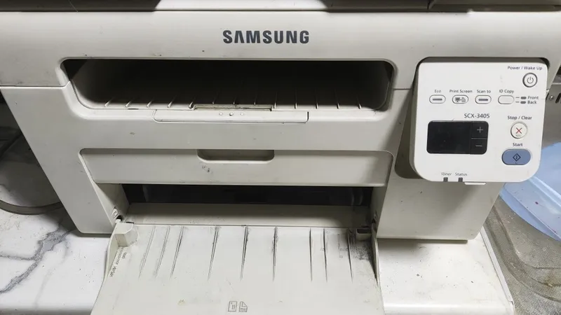 Samsung SCX-4220 1 Samsung SCX-4220 1