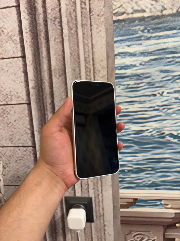 iPhone 11 сделан как iPhone 17 Pro 1 iPhone 11 сделан как iPhone 17 Pro 1