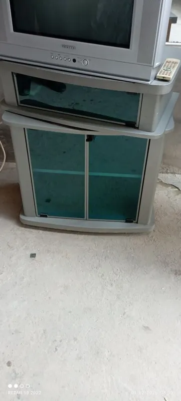 Televizor pastavkasi bilan sotiladi 3 Televizor pastavkasi bilan sotiladi 3