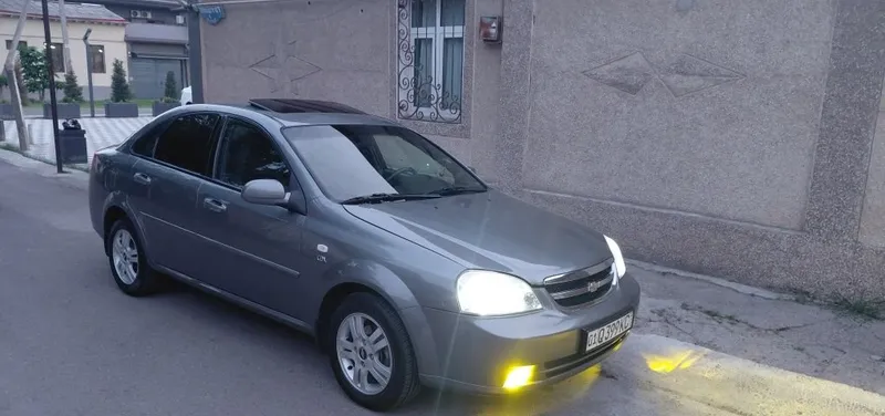 Lasetti 1.6 avt 3