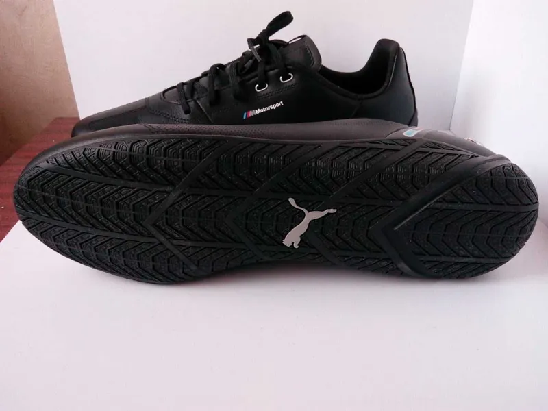 кроссовки PUMA кожаные длина по стельке 30 см — фото 4