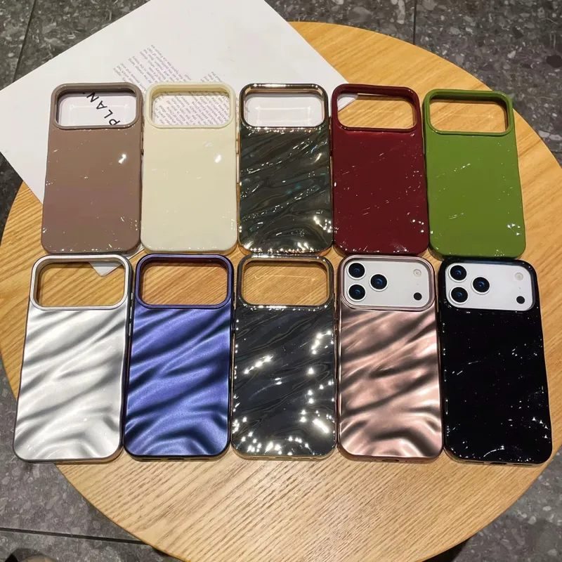 Модные глянцевые чехлы на iPhone 17. +16, 15, 14.