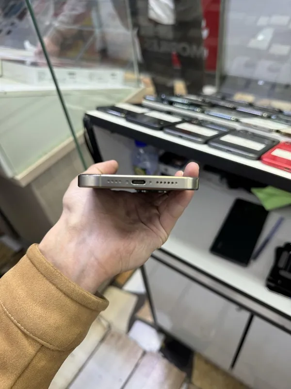 Только сегодня iPhone 15 Pro Max 4 Только сегодня iPhone 15 Pro Max 4