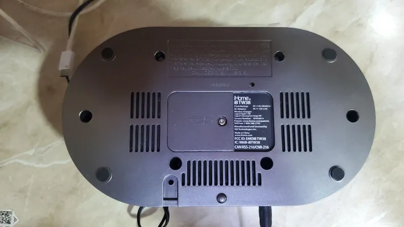 Ihome Bluetooth калонка 6 Ihome Bluetooth калонка 6