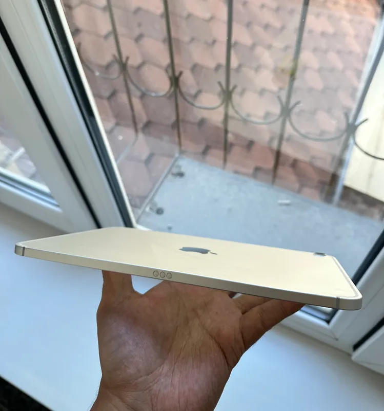 iPad A16 Silver 128GB 100% — фото 2