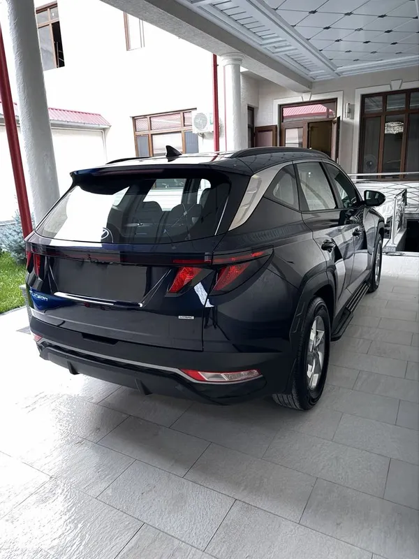 Hyundai Tucson AWD бензин! 4 Hyundai Tucson AWD бензин! 4
