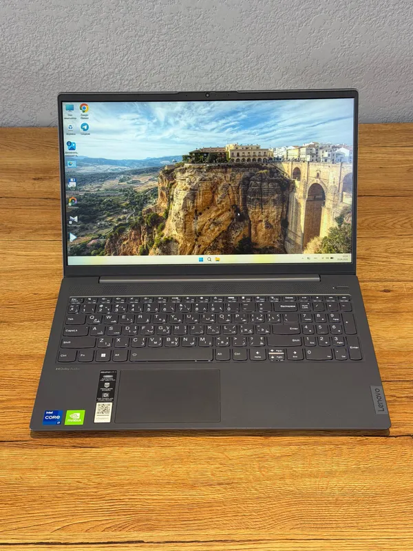 #notebook

- Lenovo Ideapad 5i