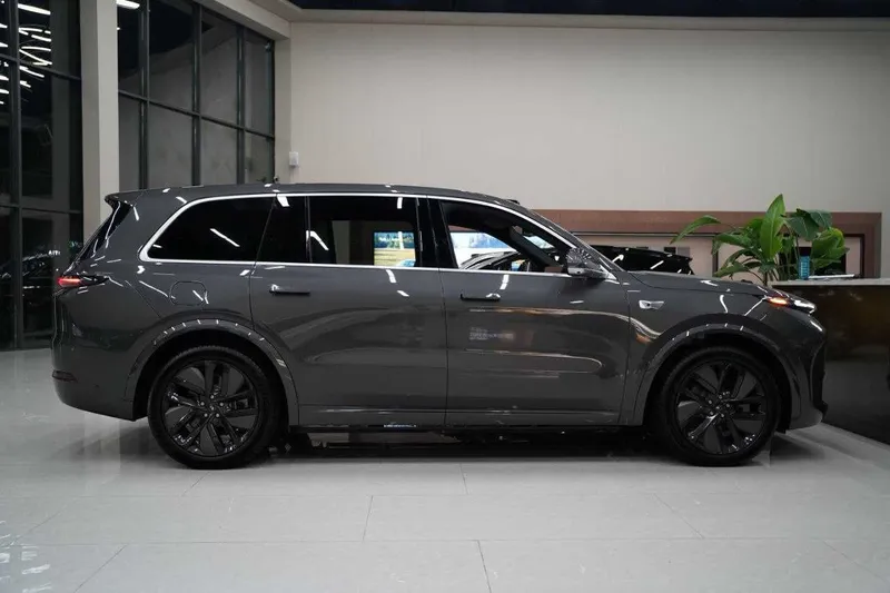 Lixiang L9 Ultra Restyling от Li Auto Uzbekistan 3 ГОДА гарантия 3 Lixiang L9 Ultra Restyling от Li Auto Uzbekistan 3 ГОДА гарантия 3