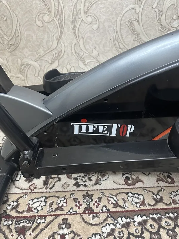Тренажер life top