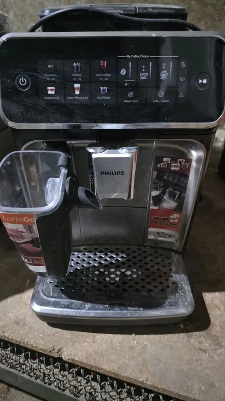 PHILIPS kofemashinka/ Кофемашина PHILIPS