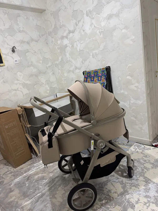Kolyaska ining baby yangiday turbdi