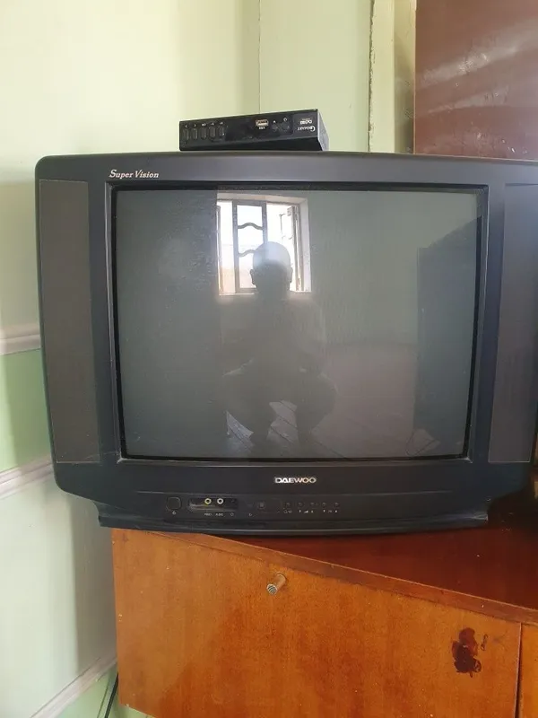 Телевизор ламповый 2 Телевизор ламповый 2