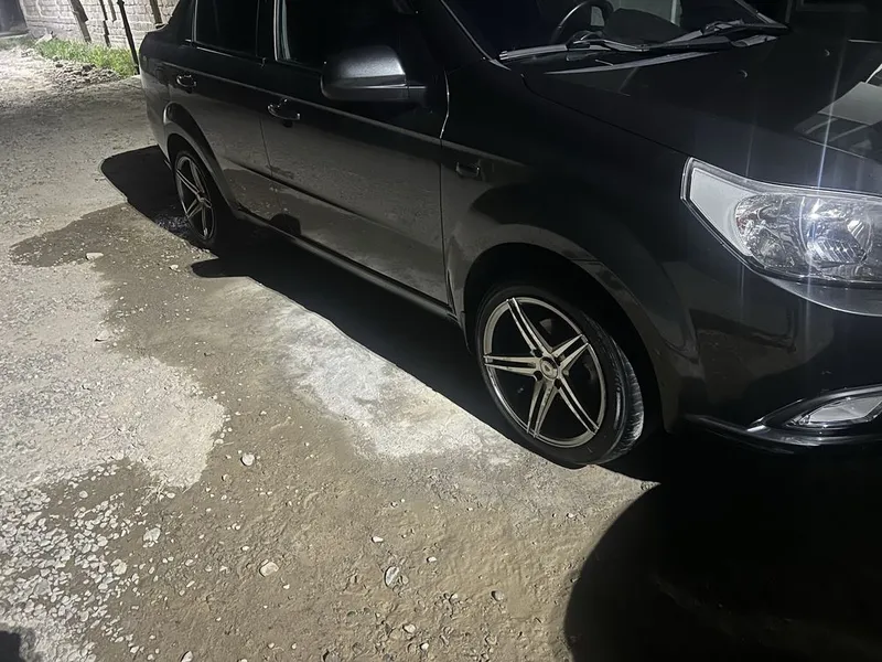 R16 diska balon sotiladi yoki obmen 4