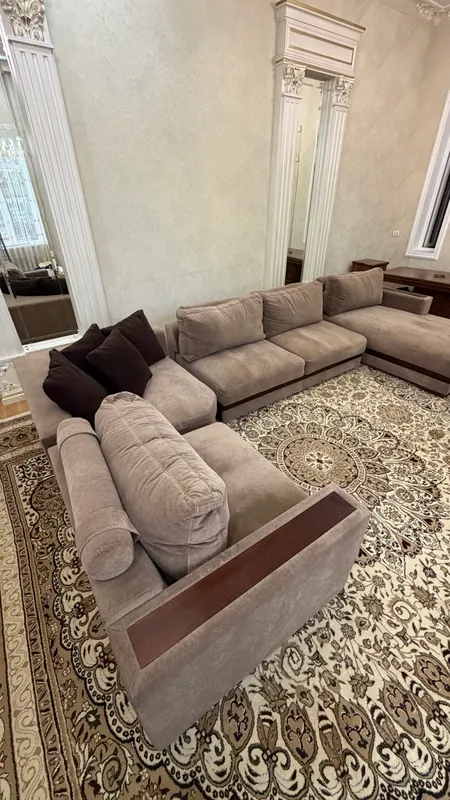 Mehmonxona uchun divan 1 Mehmonxona uchun divan 1